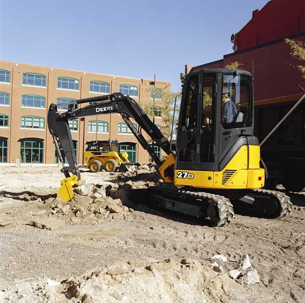 Landscaping & lawn and garden tool rental at Pioneer Rentals Inc